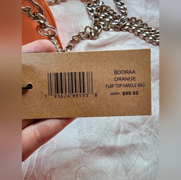 🔹️ Steve Madden🔹️ Micro Flap-Top Handle Bag, Orange, Detachable Chain - Picture 6 of 6